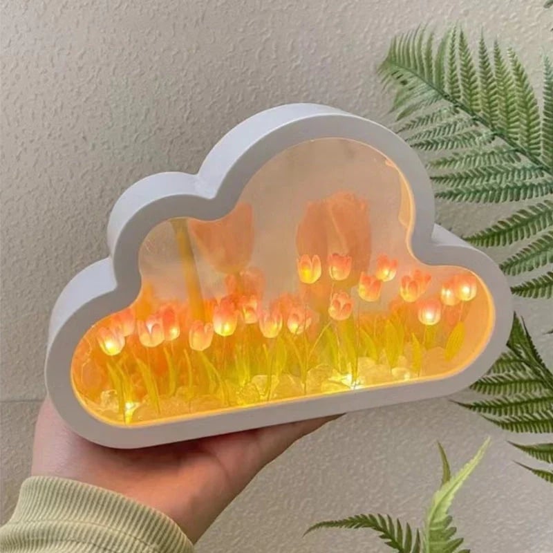 Cloud Tulip Lamp